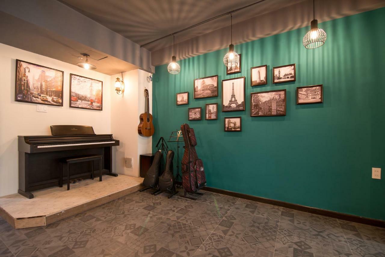 Готель Reddoorz Near Xo Viet Nghe Tinh Street Хошимін Екстер'єр фото