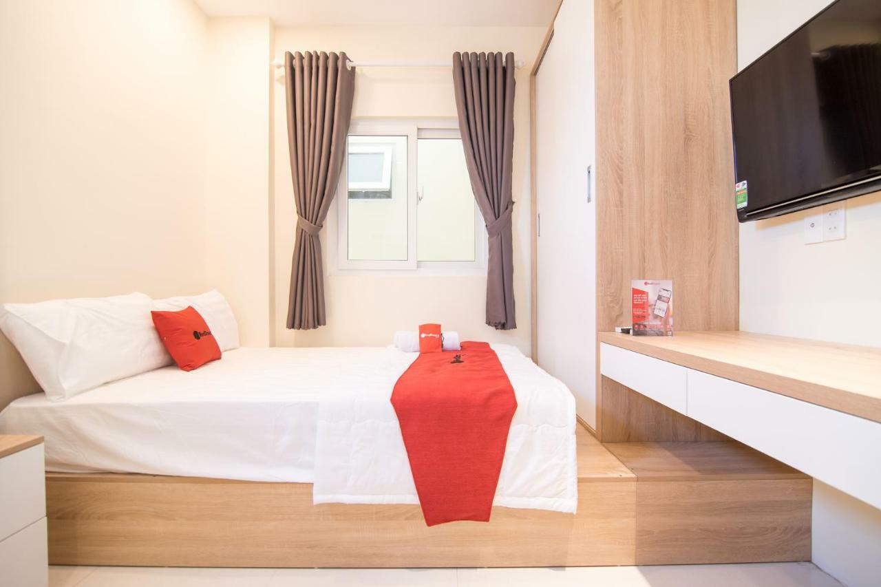 Готель Reddoorz Near Xo Viet Nghe Tinh Street Хошимін Екстер'єр фото