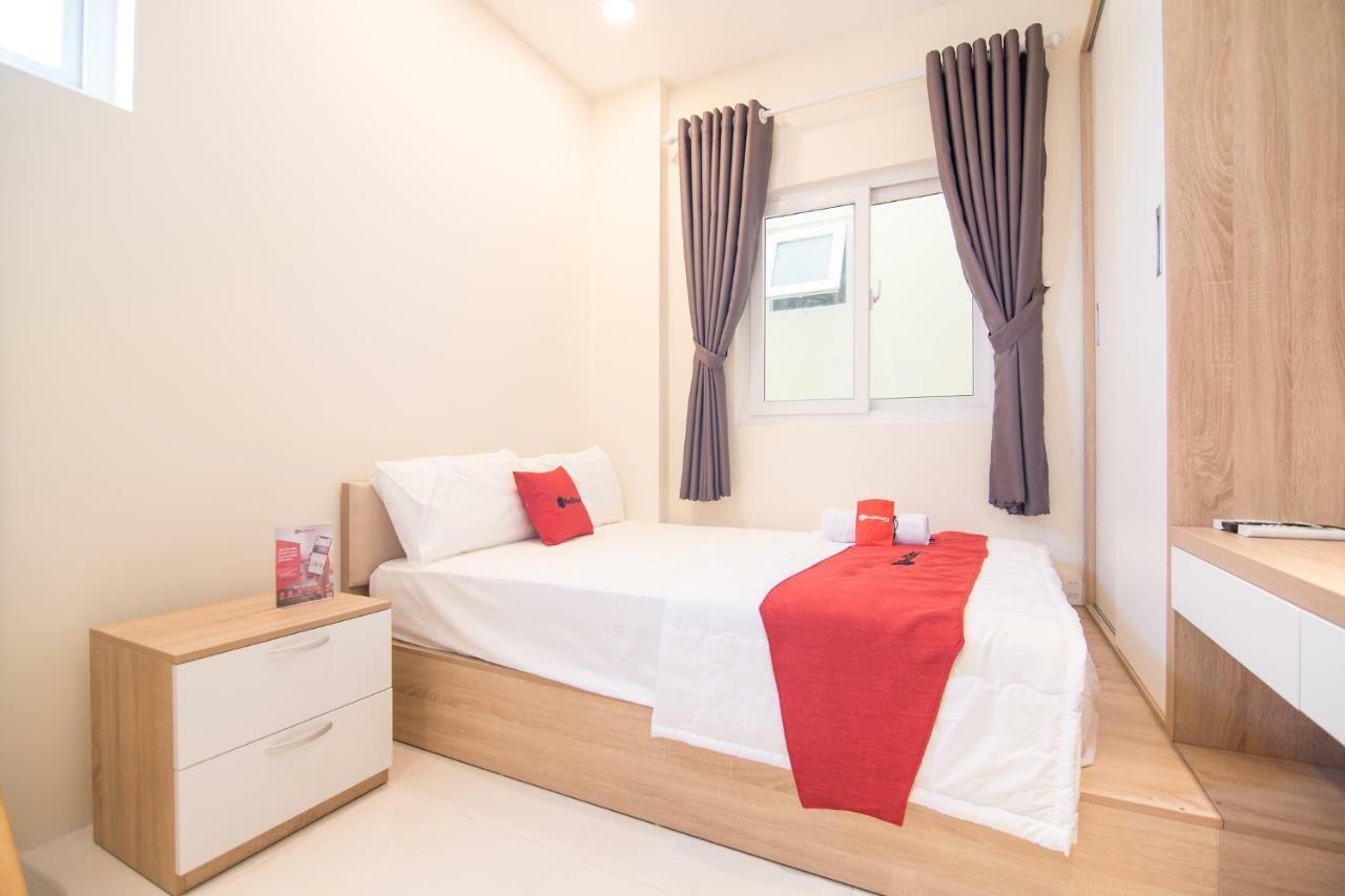 Готель Reddoorz Near Xo Viet Nghe Tinh Street Хошимін Екстер'єр фото